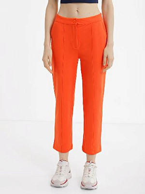 Pants color: Orange