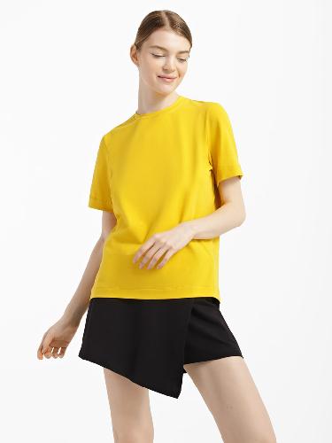 T-shirt Color: Mustard
