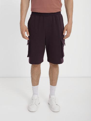 Shorts with patch pockets Color: Plum