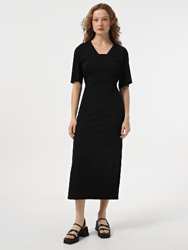 Dress with a V-neckline