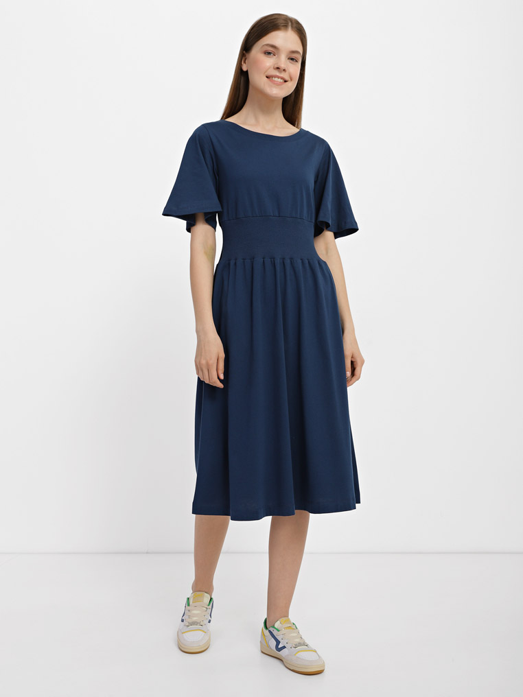 Dress with an elastic insert