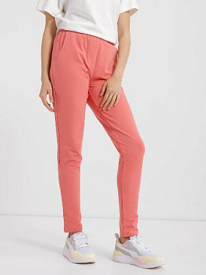Pants color: Pink