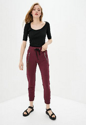 Pants color: Burgundy