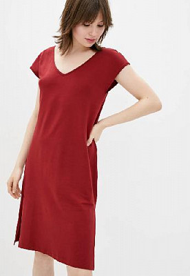 Dress with open back color: Burgundy