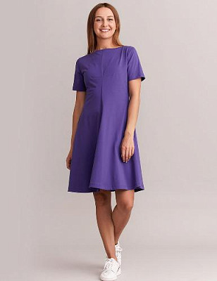 Dress color: Purple