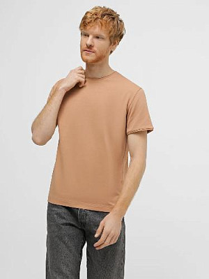 T-shirt with untreated edges color: Cappuccino