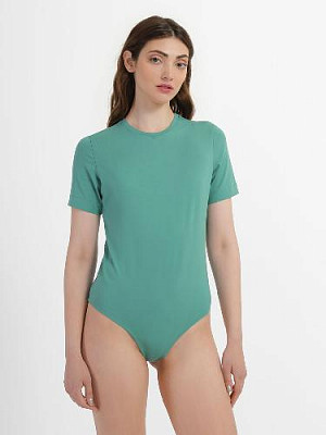 Body T-shirt color: Turquoise