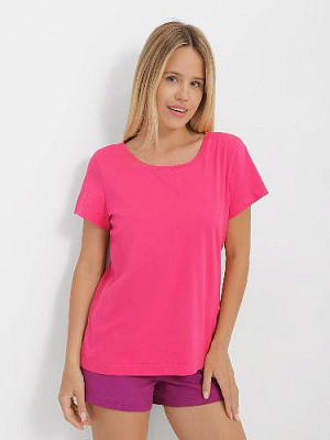 T-shirt with round collar color: Bright pink