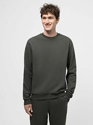Sweatshirt color: Khaki