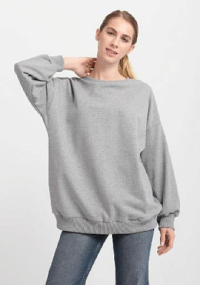 Sweatshirt color: Light gray