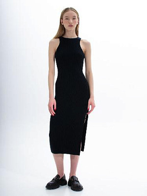 Knitted dress color: Black