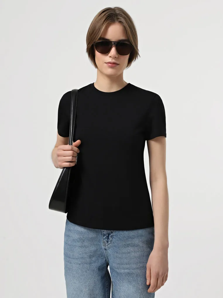 Футболка жіноча