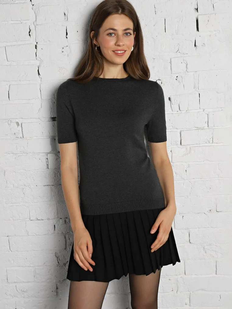 Футболка в'язана