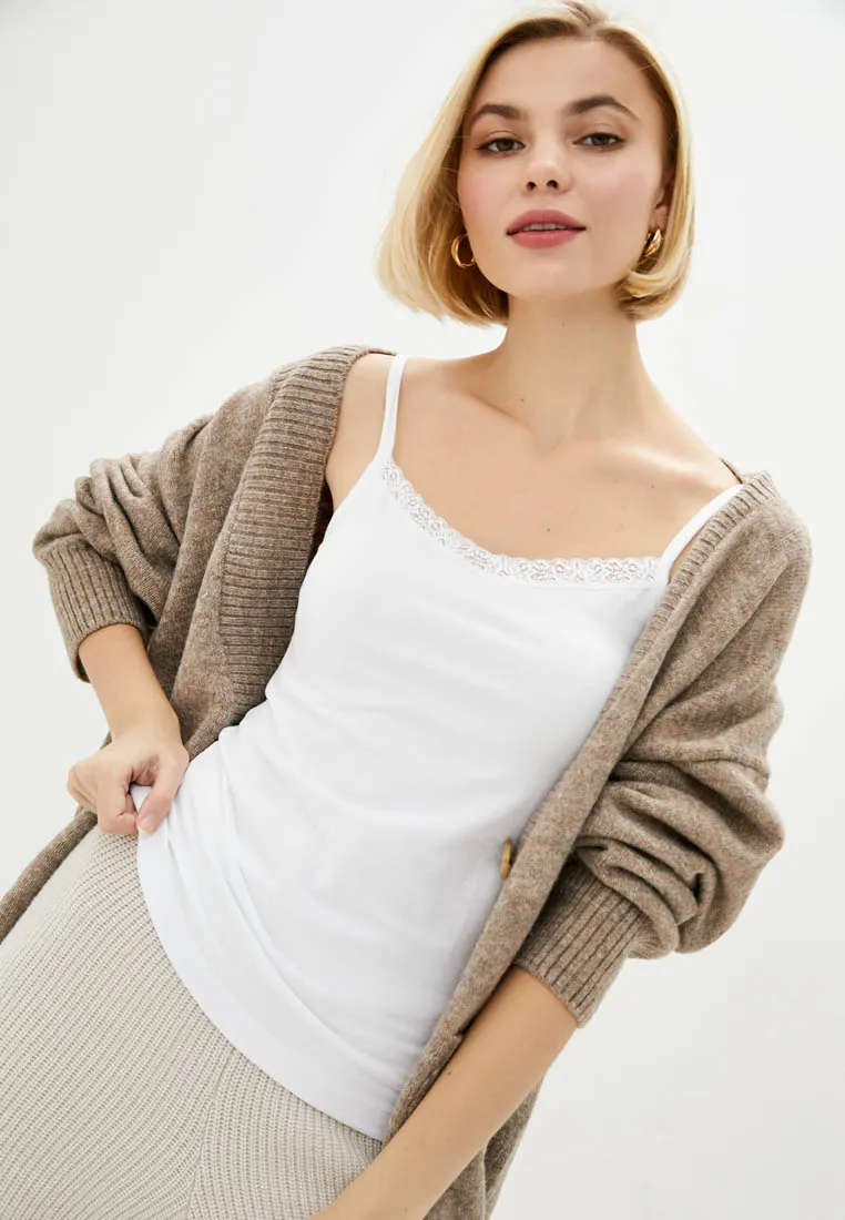 Майка на тонких бретелях