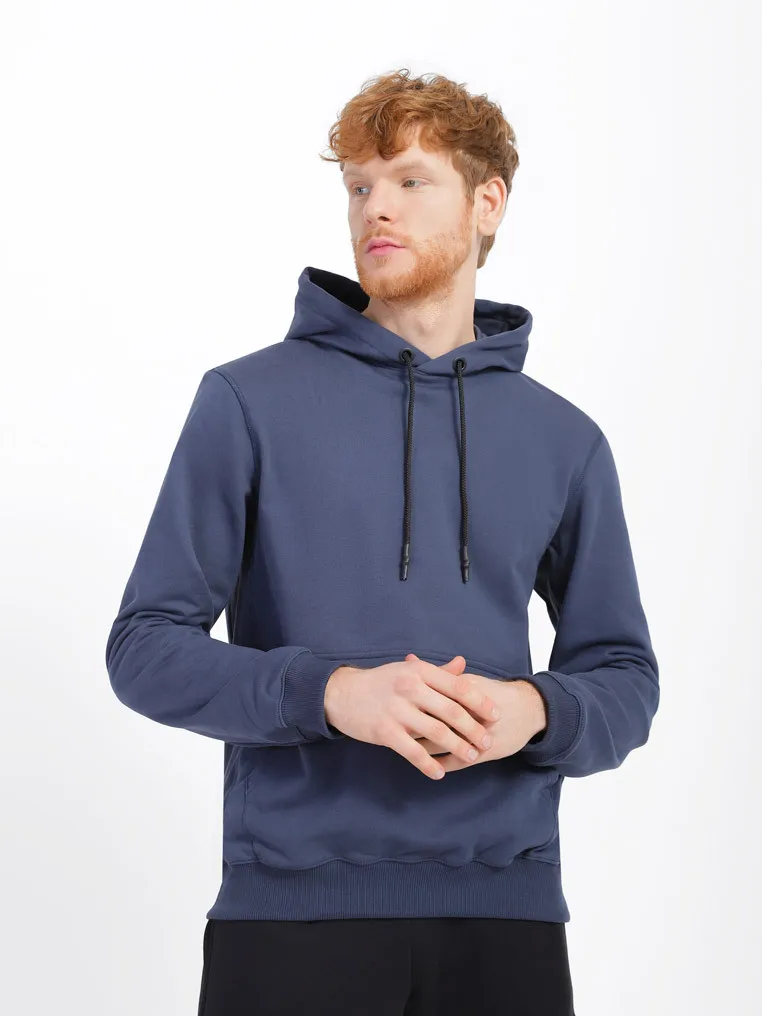 Hoodie with front pocket
