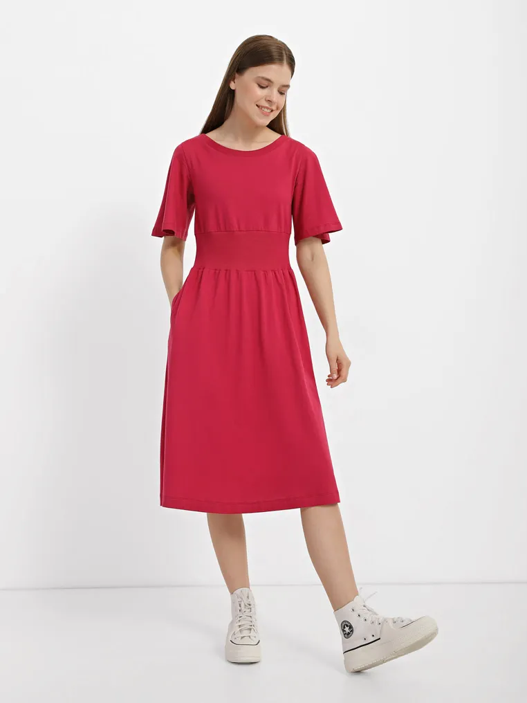 Dress with an elastic insert