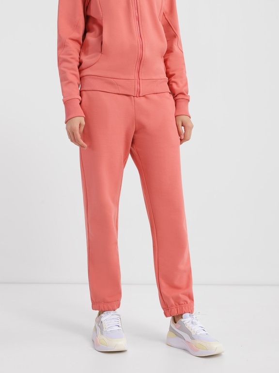 Pants with elastic
