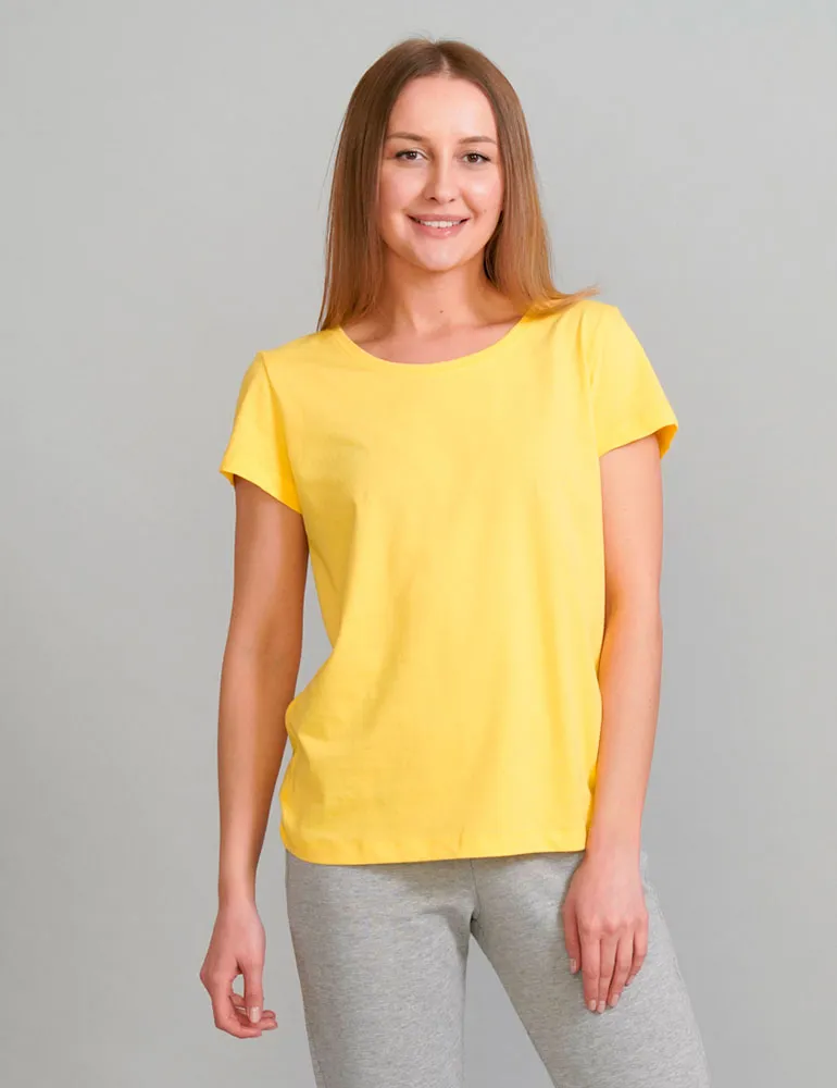 T-shirt with round collar