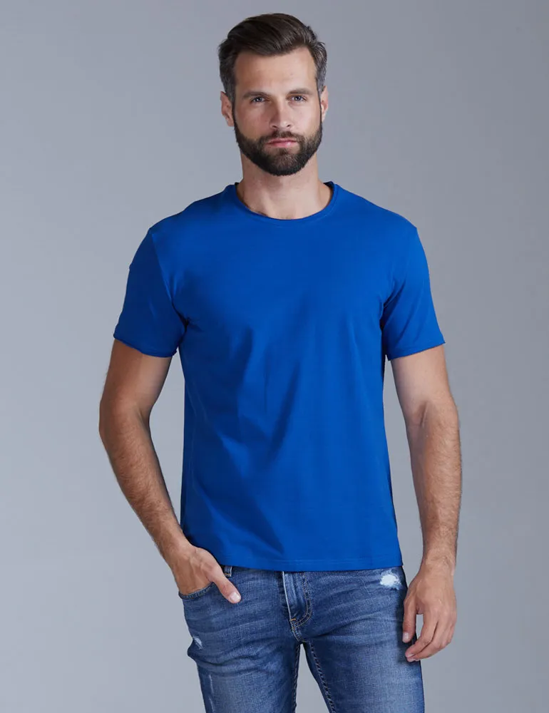 T-shirt with untreated edges