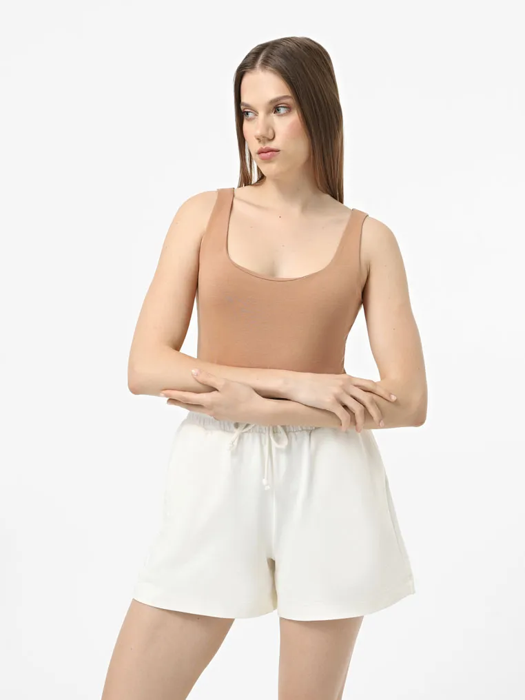 Майка на широких брителях