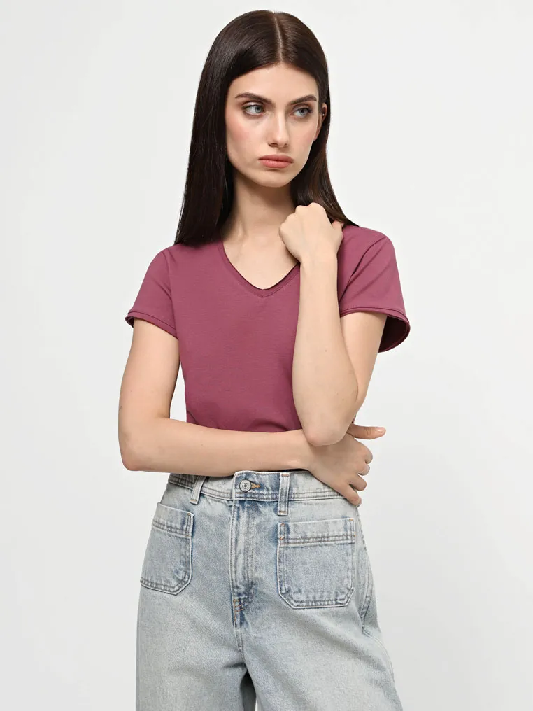 Футболка з необробленими краями