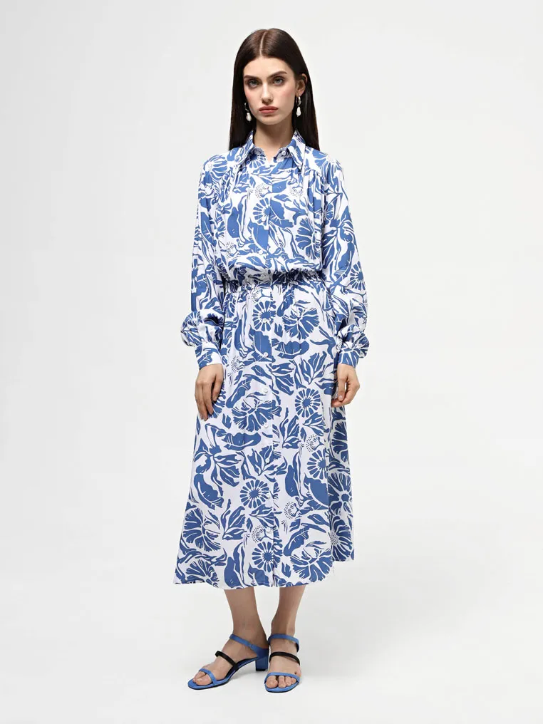 Dress with a print