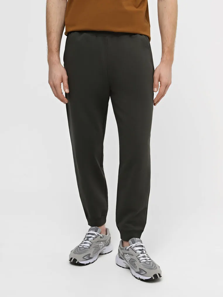 Штани на манжетах