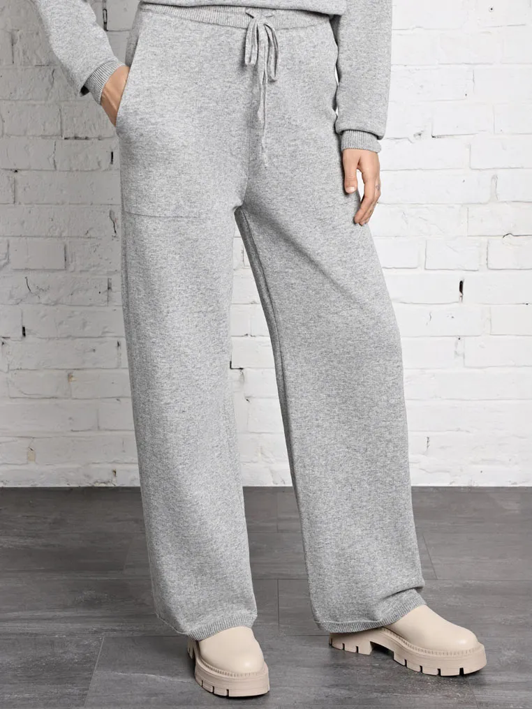 Knitted pants