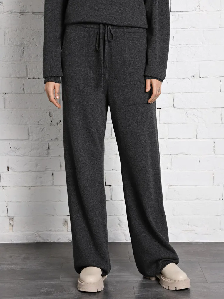 Knitted pants