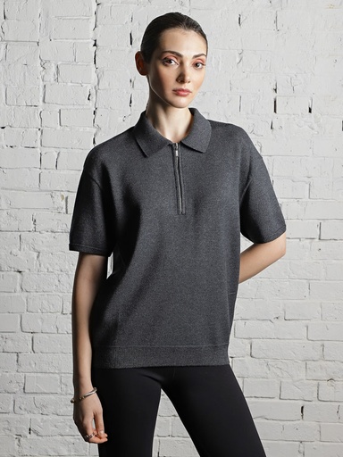 Knitted polo with a zipper