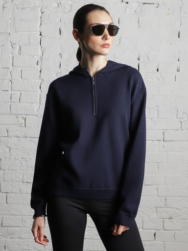 Knitted hoodie with a zipper