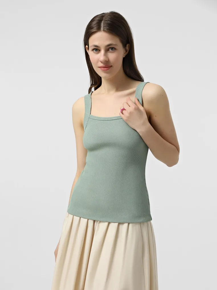 Майка в рубчик